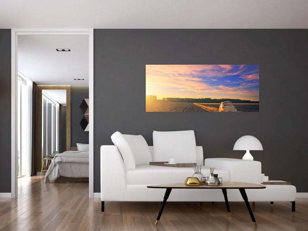 Tablou - Mașină galbenă ăn câmp (120x50 cm)