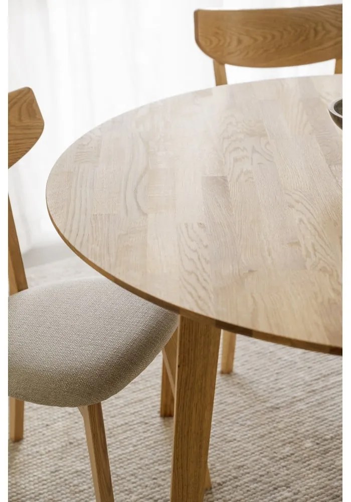Masă de dining natural rotundă extensibilă din lemn masiv de stejar ø 120 cm Filippa – Rowico