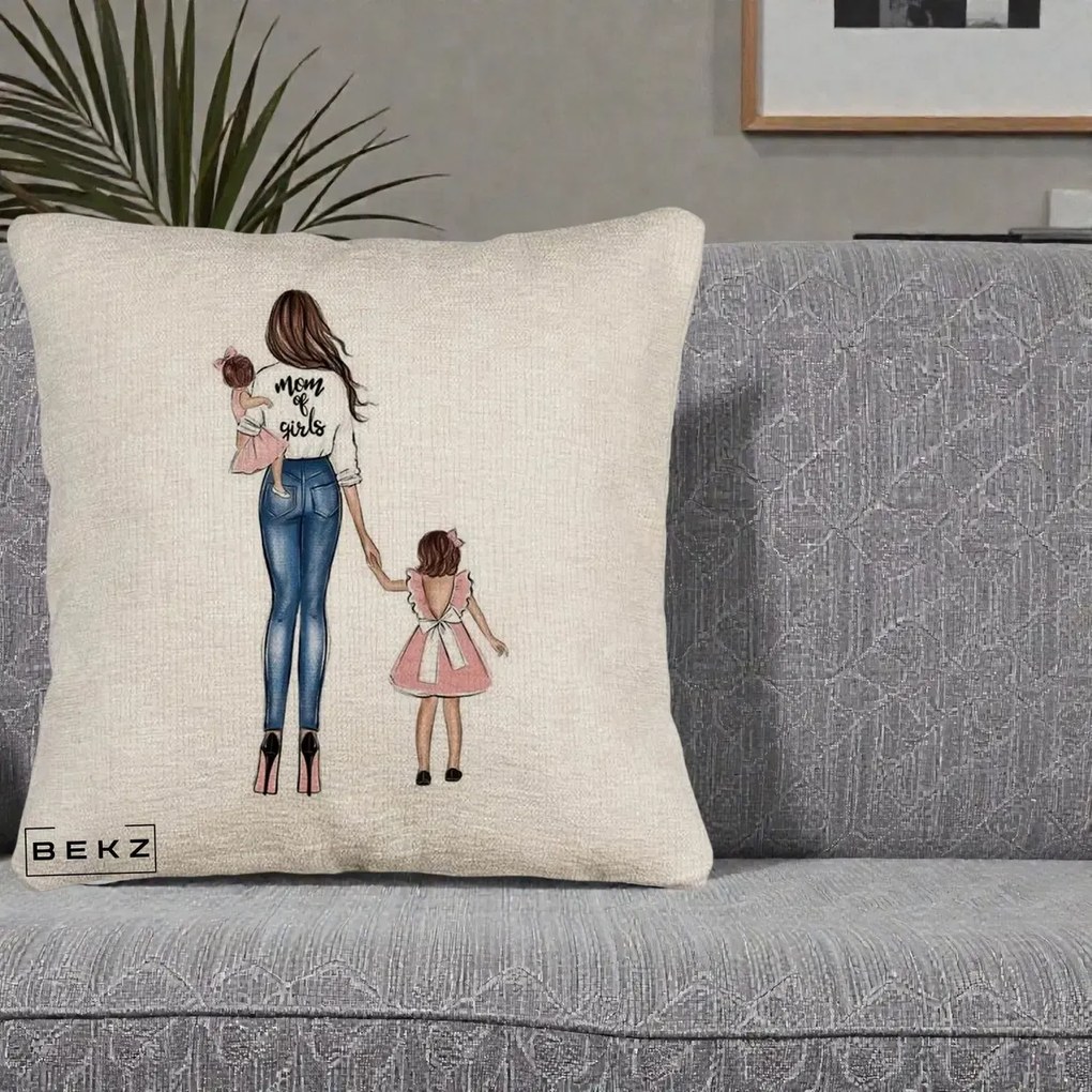 Cadou pentru Mama - Perna Personalizata Mom of Girls Mama cu Fetele, 40x40 cm, Bej Canapea, Husa Detasabila, Perna Inclusa, BEKZ®