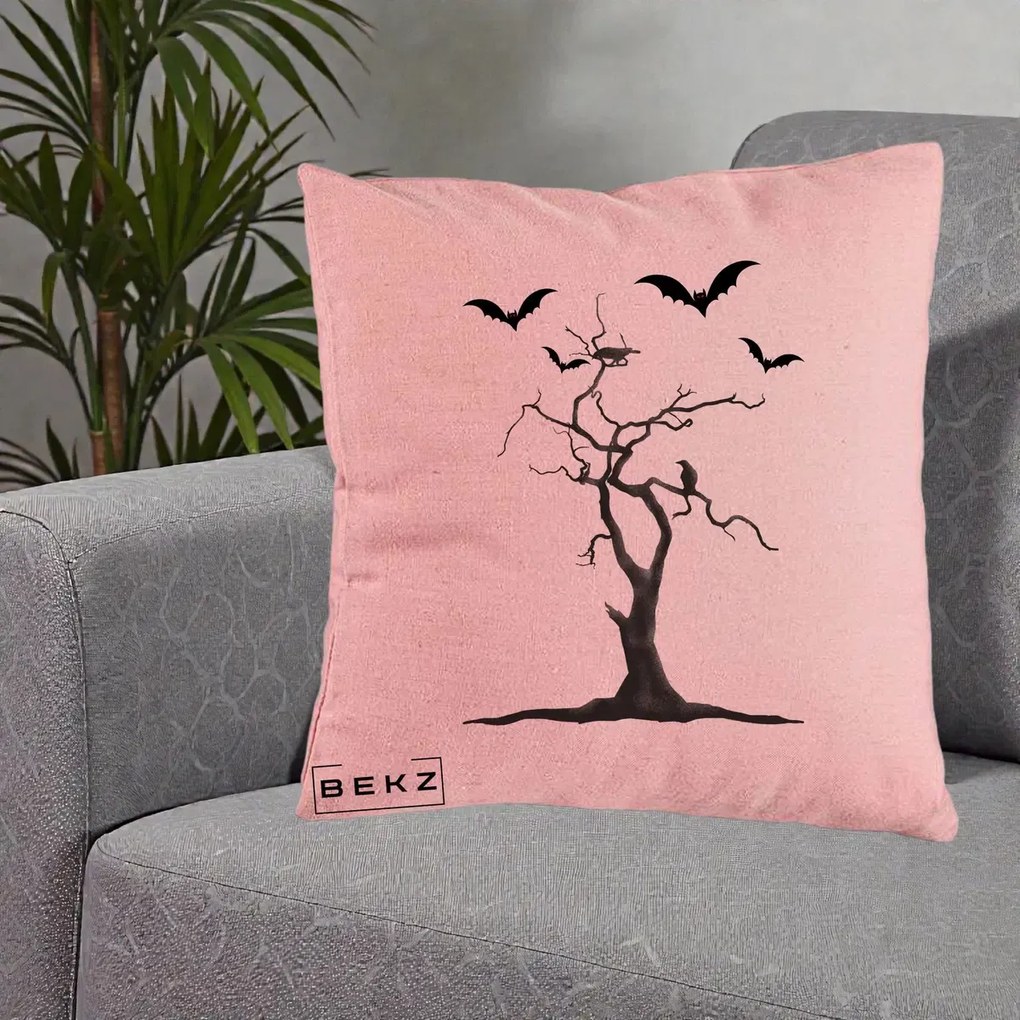 Perna Decorativa Halloween Copac cu Lilieci Alb-Negru, 40x40 cm, Roz, Husa Detasabila, Perna Inclusa, BEKZ®