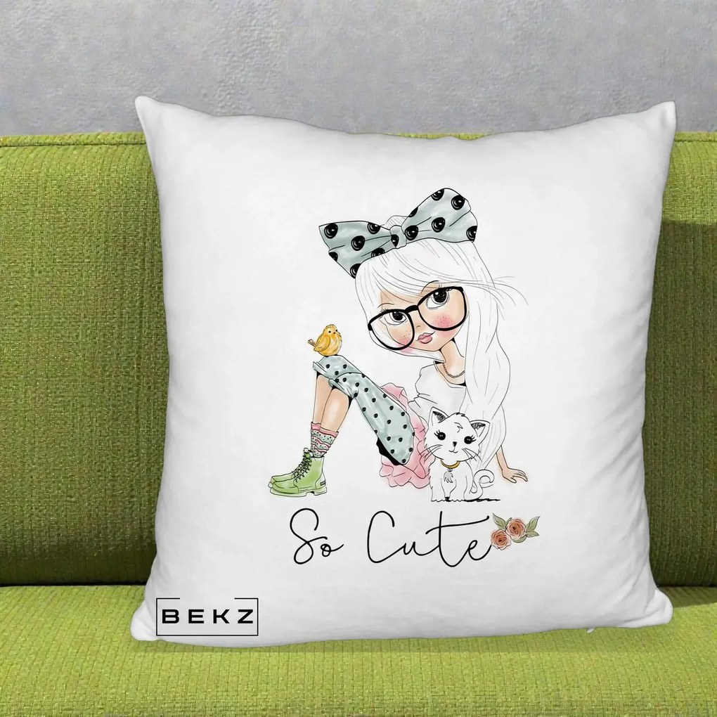 Perna Decorativa So Cute Fata Fashion, 40x40 cm, Alb Pufos, Husa Detasabila, Perna Inclusa, BEKZ®