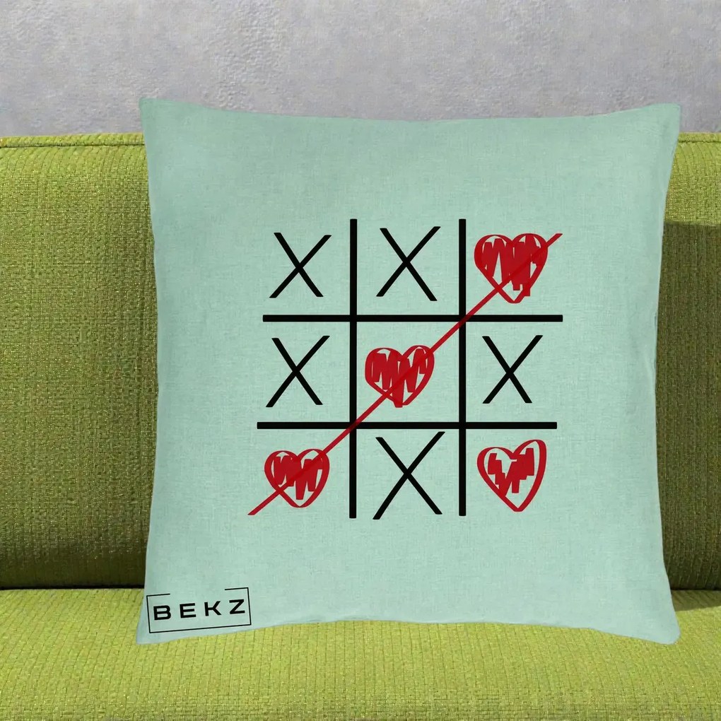 Cadou Romantic - Perna Personalizata Love Joc X si Inima cu Castigator Iubire, 40x40 cm, Verde Menta, Husa Detasabila, Perna Inclusa, BEKZ®