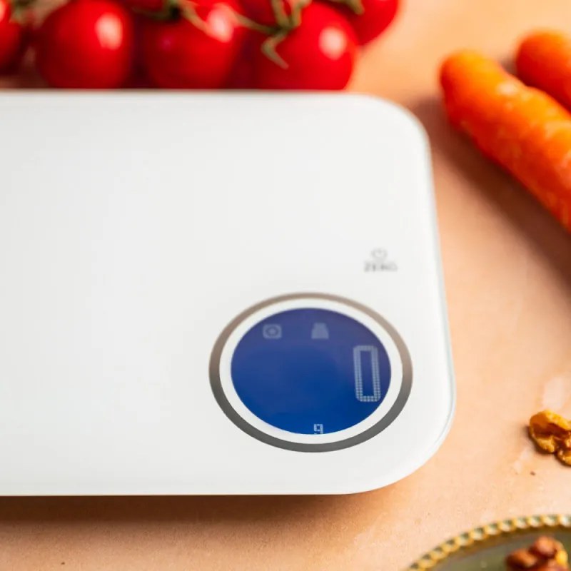 Cântar de bucătărie inteligent pentru măsurarea caloriilor Klausberg KB 7938, 5 kg, Bluetooth, aplicație mobilă, ecran LCD, funcție TARE, 4 afișaje, lichide, indicatoare, alb/albastru