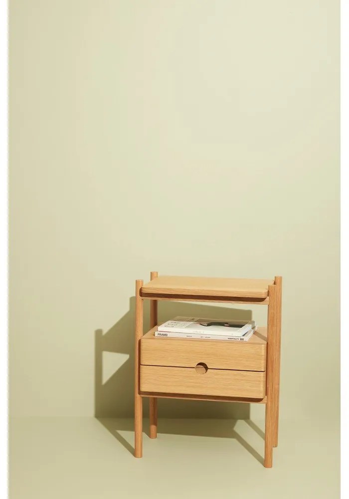 Noptieră în culoare naturală cu aspect de lemn de stejar Appeal – Hübsch