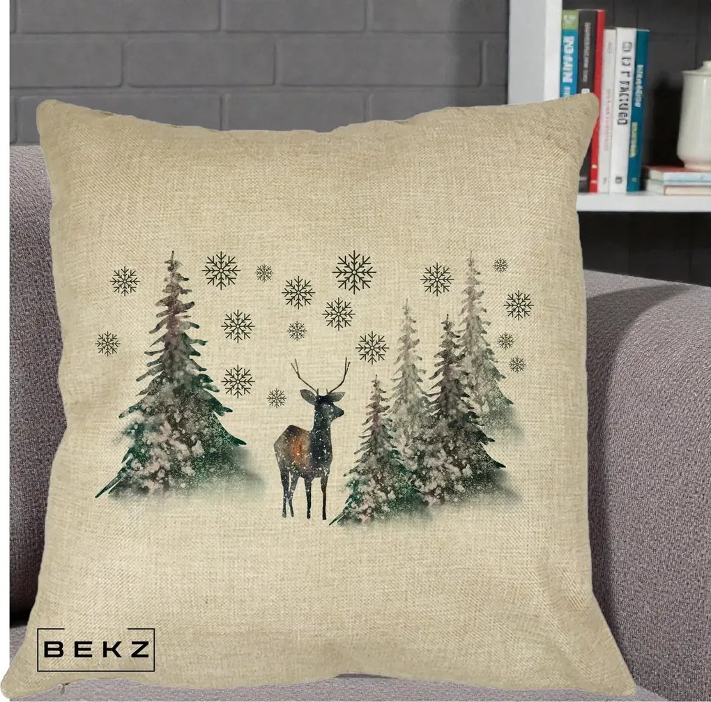 Perna Decorativa Ren in Padure Inzapezita, 40x40 cm, Crem, Husa Detasabila, Perna Inclusa, BEKZ®