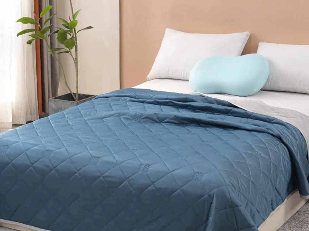 Pilota de vara racoritoare ELARIA, albastru inchis Dimensiune: 140 x 200 cm