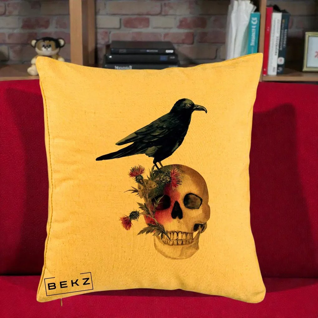 Perna Decorativa Craniu cu Corb si Flori Gothic, 40x40 cm, Galben, Husa Detasabila, Perna Inclusa, BEKZ®