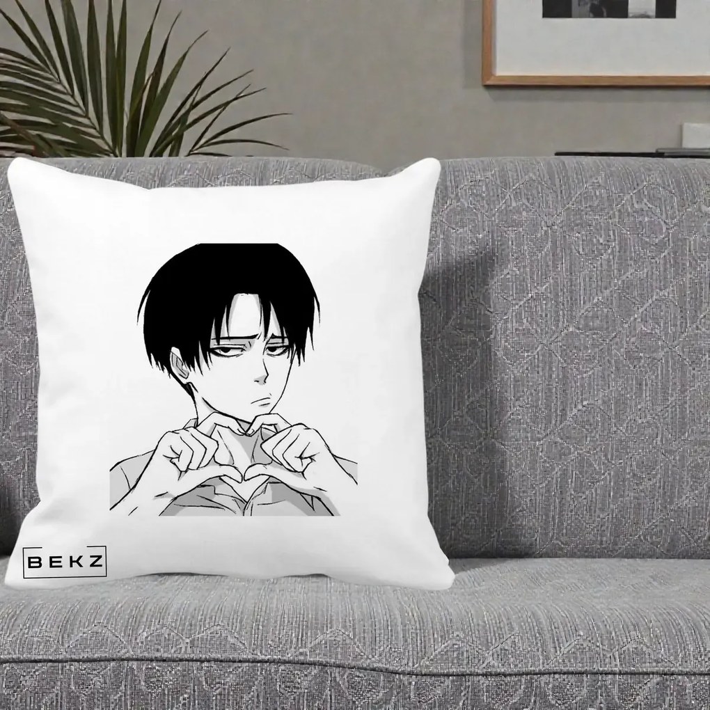 Perna Personalizata Levi Ackerman Inima, 40x40 cm, Alba Mata, Husa Detasabila, Perna Inclusa, BEKZ®