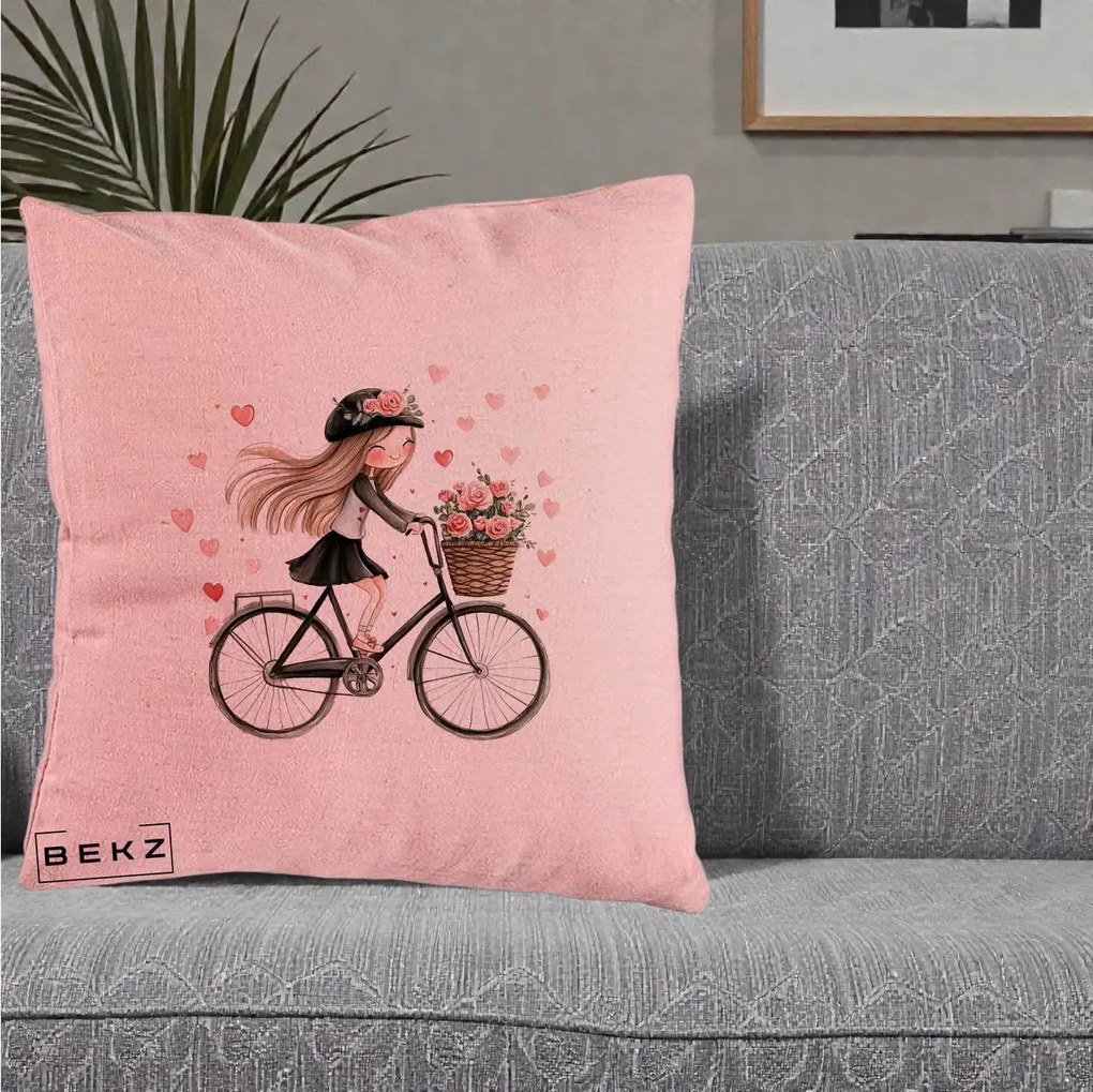 Perna Decorativa Fetita Kawaii pe Bicicleta cu Trandafiri si Inimioare, 40x40 cm, Roz, Husa Detasabila, Perna Inclusa, BEKZ®