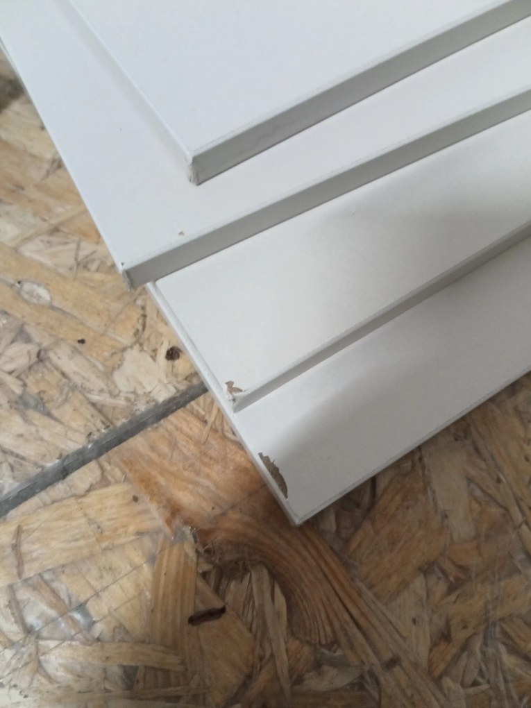 PROMOTIE Polita de perete SHELVIX 55 cm alba II. calitate