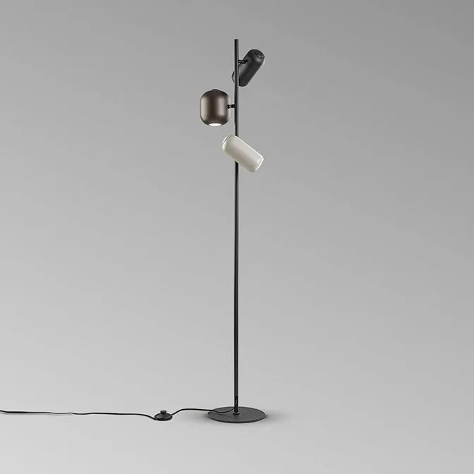 Lampadar, Lampa de podea Nimes