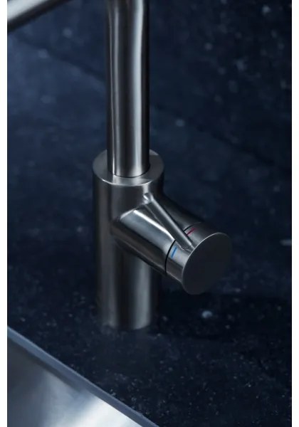 Baterie de chiuvetă cu cap de duș extractibil KFA Armatura 6623-110-22 DUERO BASIC oțel inoxidabil