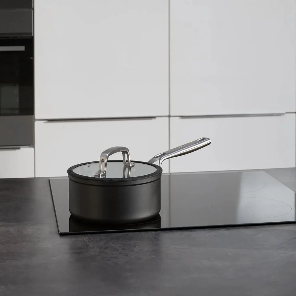 Oală cu capac/cu suprafață ceramică 2,4 l adecvată pentru plita cu inducție Meda 3.0 – FABINI