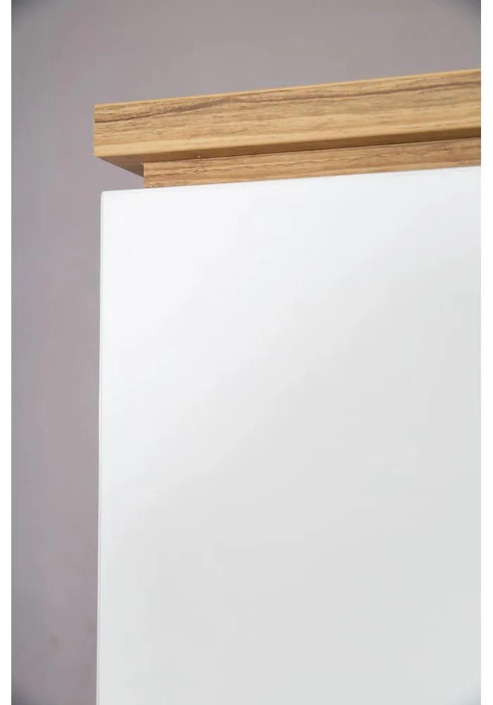 Șifonier pentru copii alb cu aspect de lemn de stejar 135x200 cm Finn – Roba