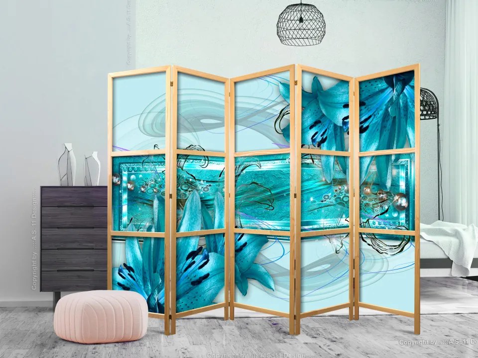 Paravan japonez - Lilies in Pale Blue II