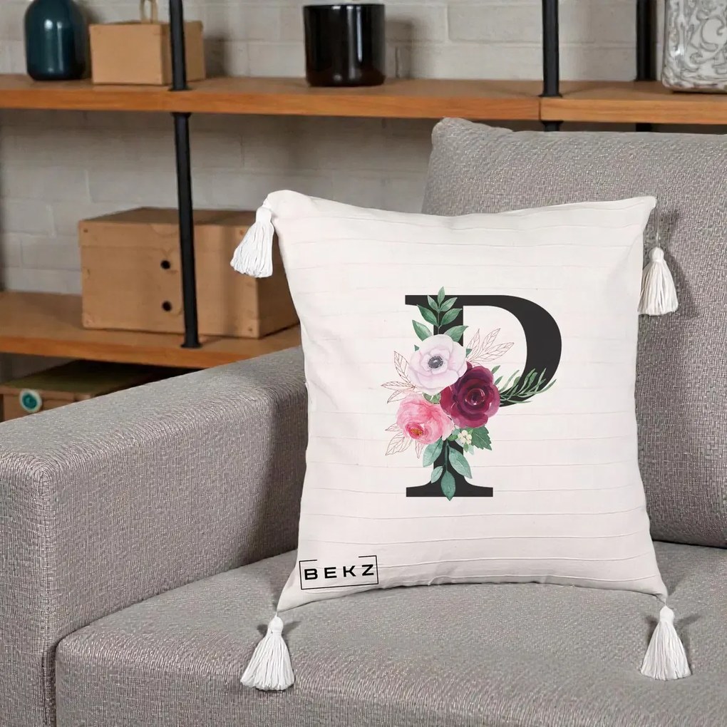 Cadou Personalizat - Perna Personalizata Monograma Florala Litera P, 40x40 cm, Bej cu Franjuri, Husa Detasabila, Perna Inclusa, BEKZ®