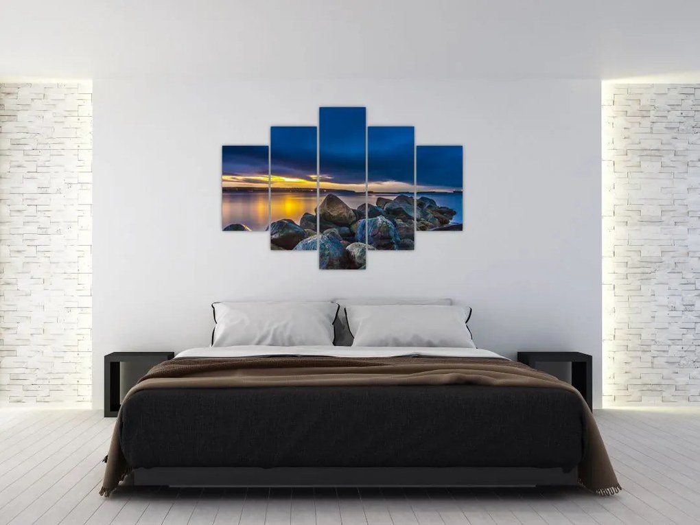 Tablou - Nori de furtună deasupra apei (150x105 cm)