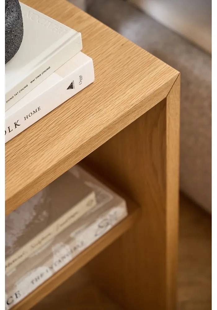 Noptieră în culoare naturală cu aspect de lemn de stejar Arlon – Actona