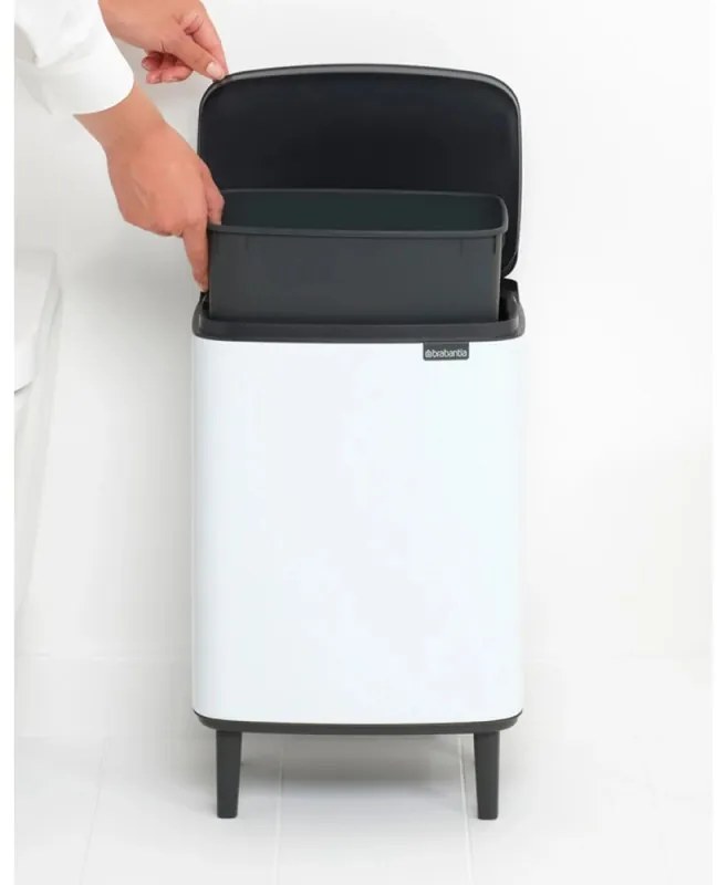 Cos de gunoi Brabantia Bo Small Hi 1006647, 12 L, Deschidere lina si silentioasa, Baza antiderapanta, Alb