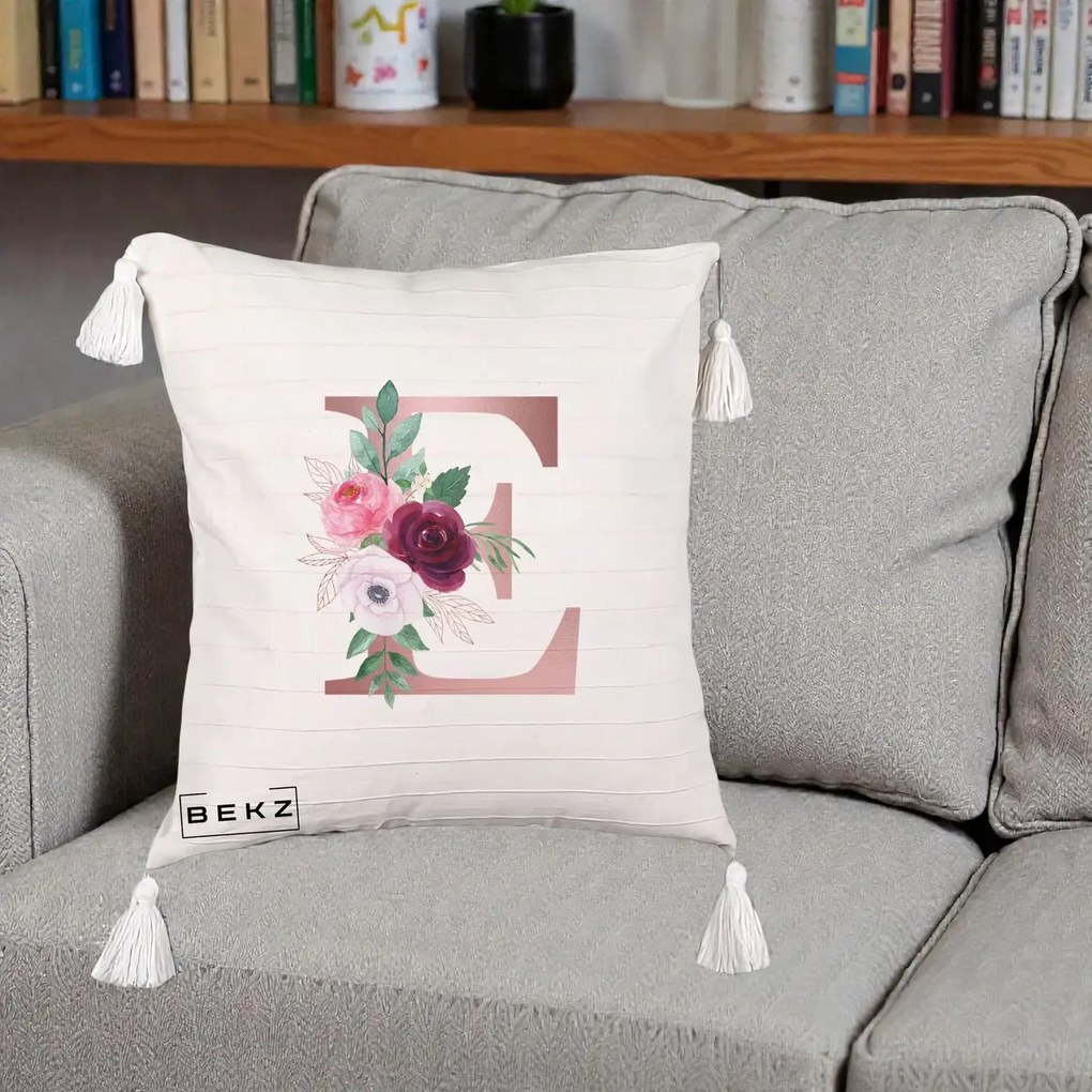 Cadou Personalizat - Perna Personalizata Monograma Rose Gold Litera E, 40x40 cm, Bej cu Franjuri, Husa Detasabila, Perna Inclusa, BEKZ®