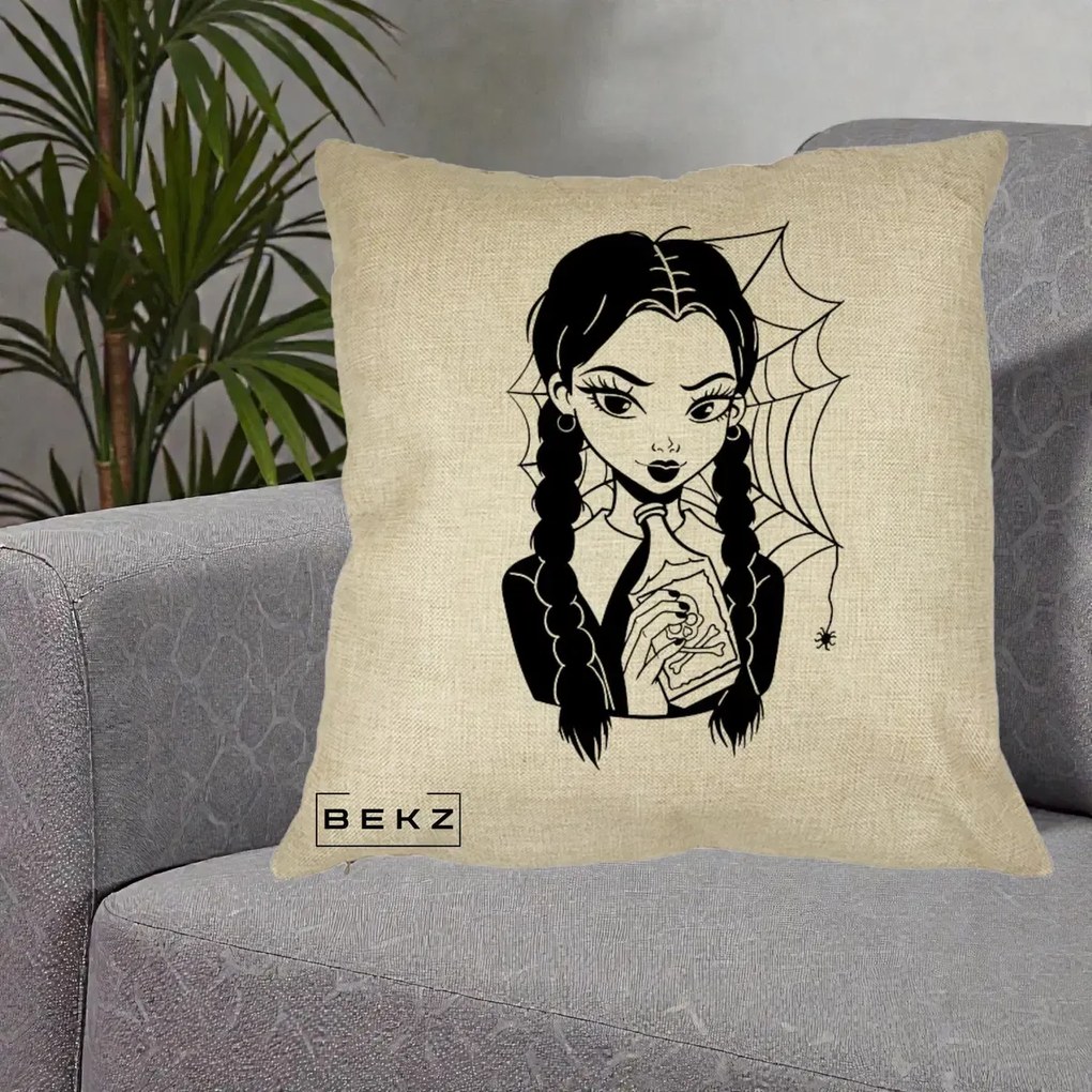 Perna Personalizata Wednesday cu Panza de Paianjen, 40x40 cm, Crem, Husa Detasabila, Perna Inclusa, BEKZ®