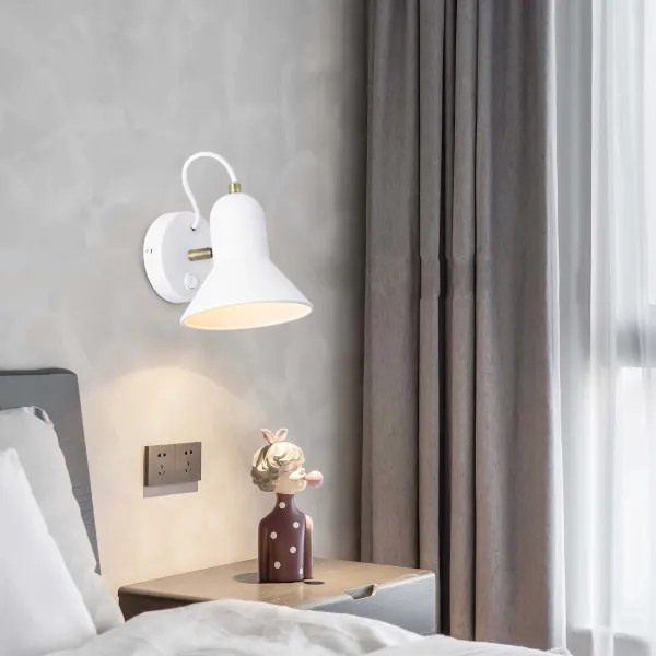 Aplica spot de perete ASTAMA 1xE27/40W/230V alb/alamă