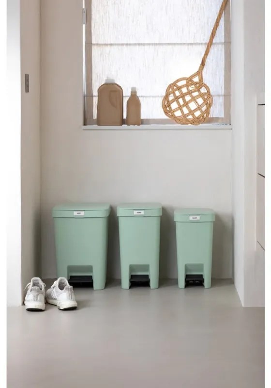 Coș cu pedală Brabantia StepUp 1008484, 25 L, Materiale ecologice, Deschidere mare, Verde deschis