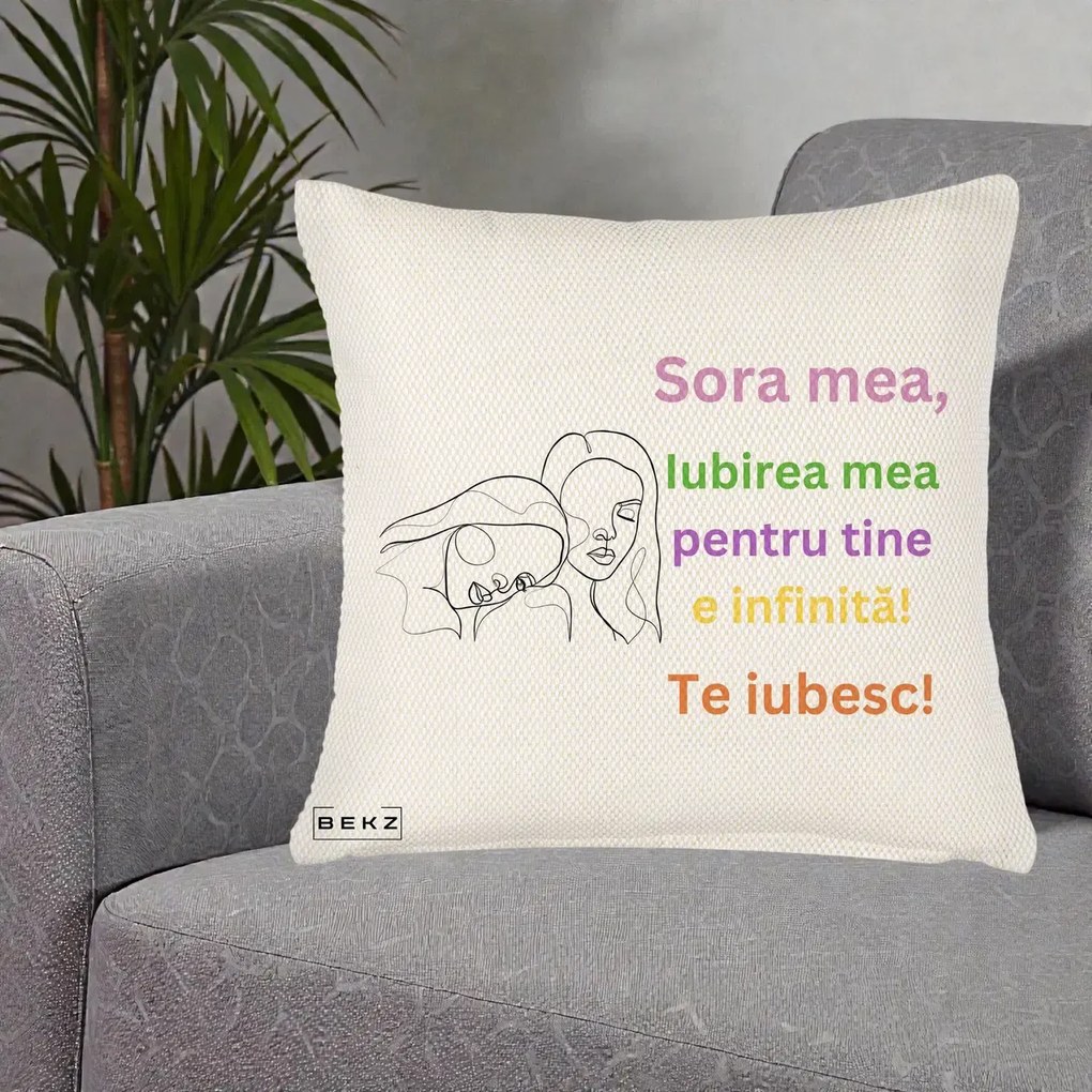Cadou pentru Sora - Perna Personalizata Sora Mea Te Iubesc Line Art Fete Colorate Brate Ridicate, 40x40 cm, Crem Reliefat, Husa Detasabila, Perna Inclusa, BEKZ®