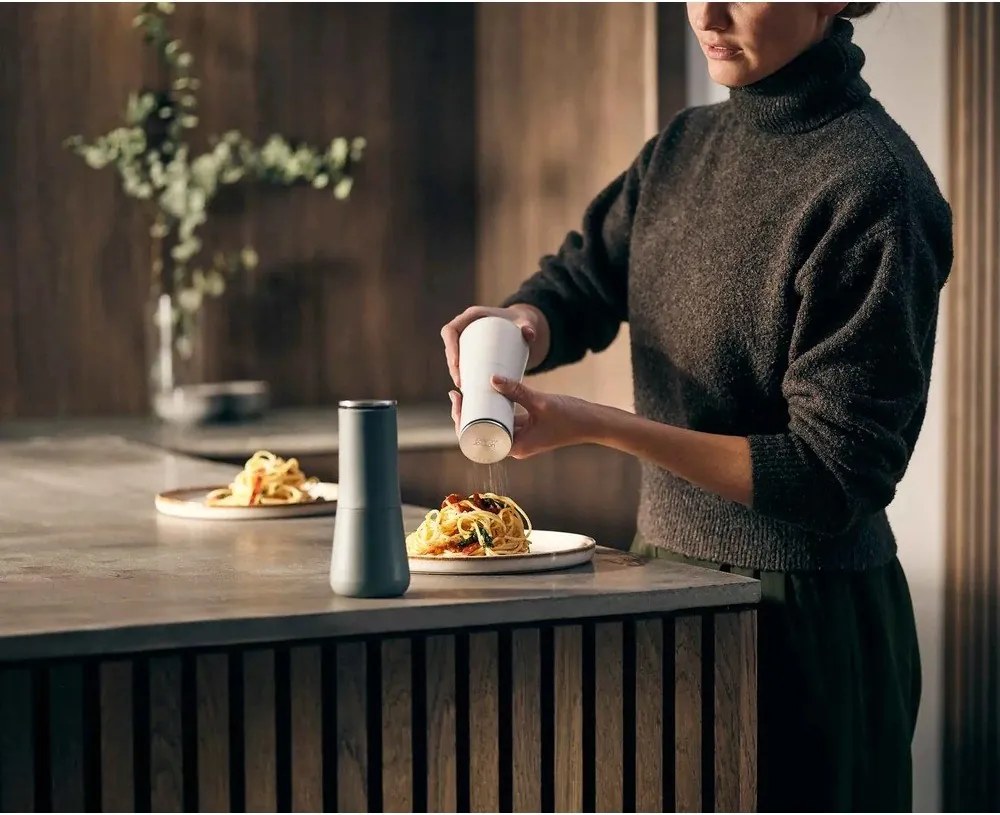 Set 2 râșnițe pentru piper și sare Joseph Joseph Milltop