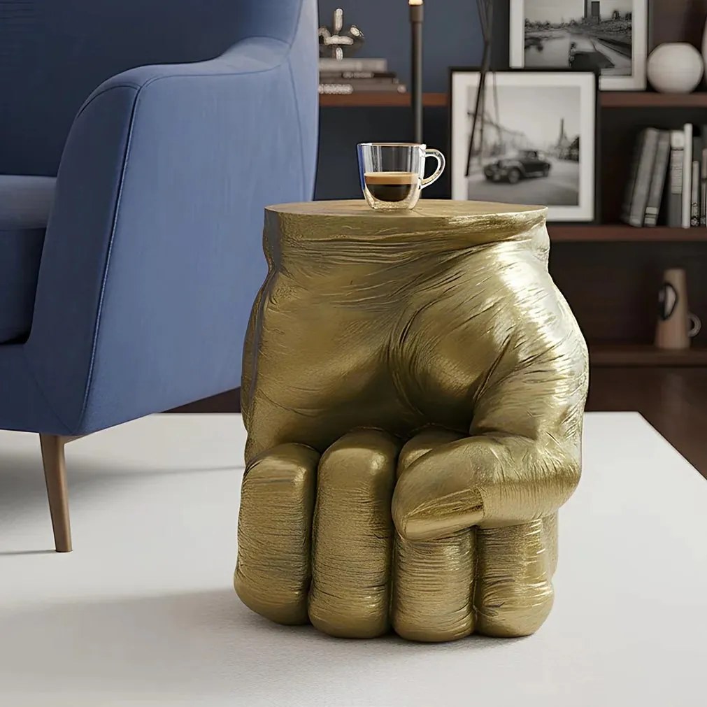 Masuta figura a unui pumn FIST 50cm auriu