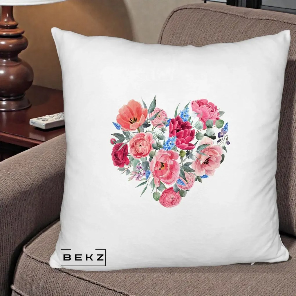 Perna Decorativa Inima din Bujori Acuarela, 40x40 cm, Alb Pufos, Husa Detasabila, Perna Inclusa, BEKZ®