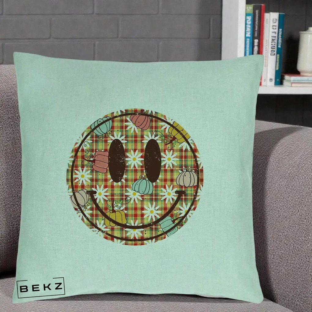 Perna Decorativa Smiley Face de Toamna cu Tartan si Dovlecei, 40x40 cm, Verde Menta, Husa Detasabila, Perna Inclusa, BEKZ®