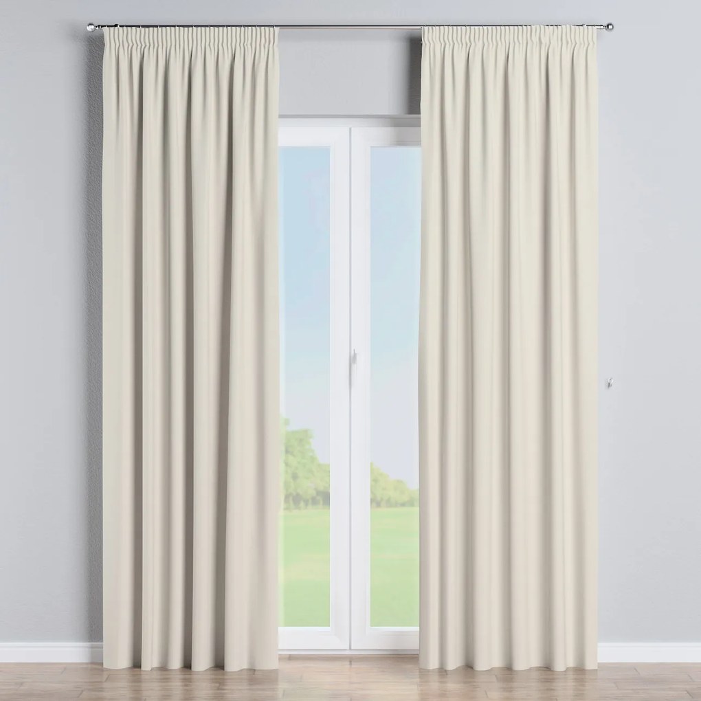 Perdea cu bandă de pliuri