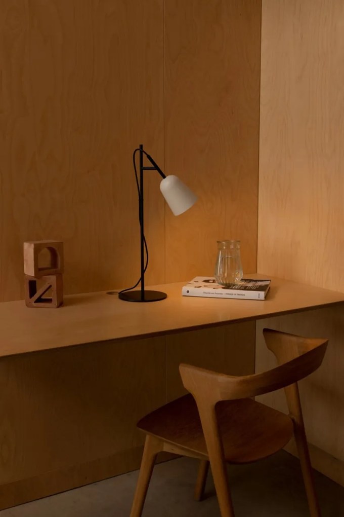 Veioza, Lampa de podea design modern Studio alb