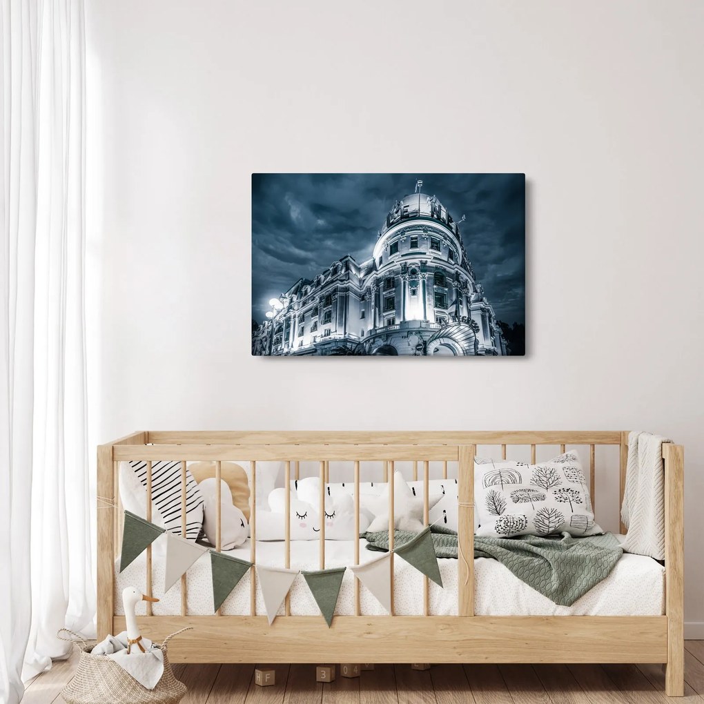 Tablou cu arhitectură în întuneric (90x60 cm)