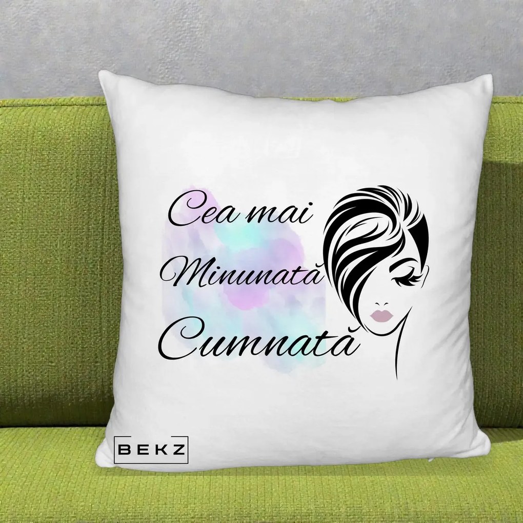 Cadou pentru Cumnata - Perna Personalizata Cea mai Minunata Cumnata cu Silueta Dama si Pete Multicolor, 40x40 cm, Alb Pufos, Husa Detasabila, Perna Inclusa, BEKZ®