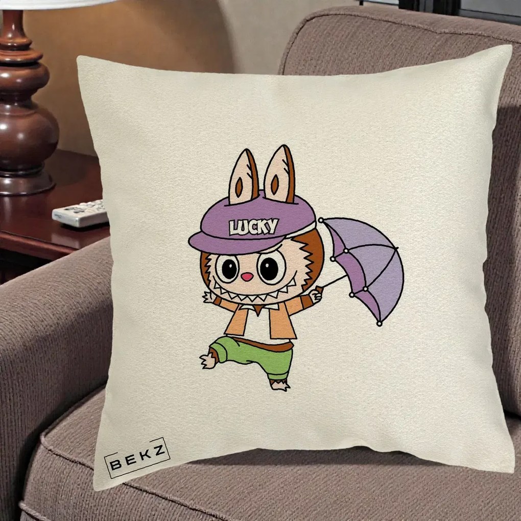 Perna Personalizata Labubu Lucky cu Umbrela, 40x40 cm, Ecru, Husa Detasabila, Perna Inclusa, BEKZ®