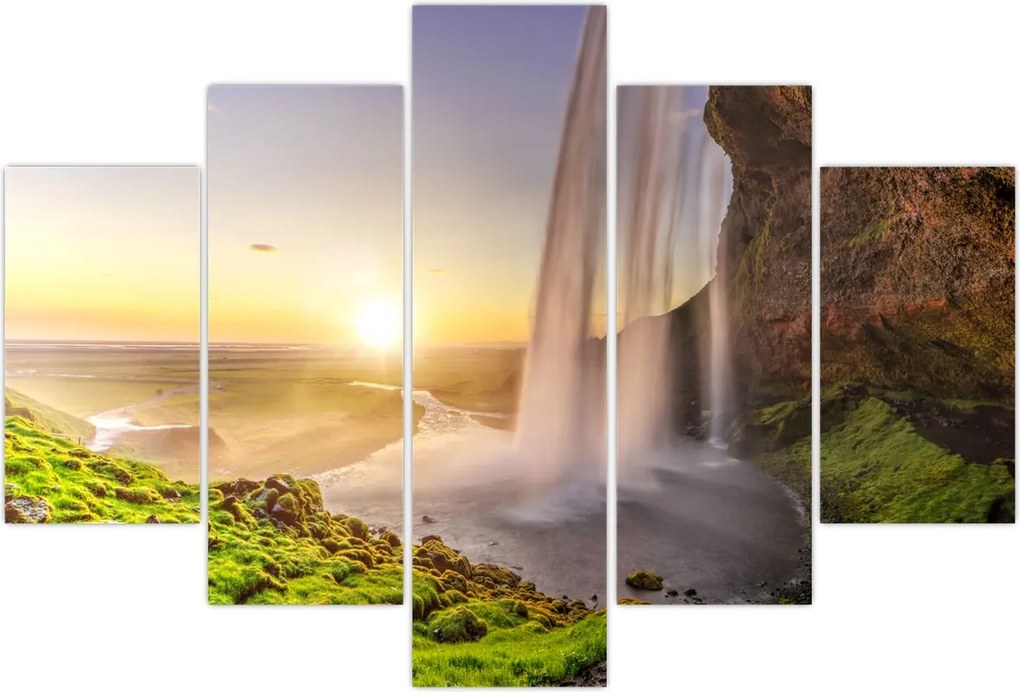 Tablou - Seljalandsfoss din spatele peșterii (150x105 cm)