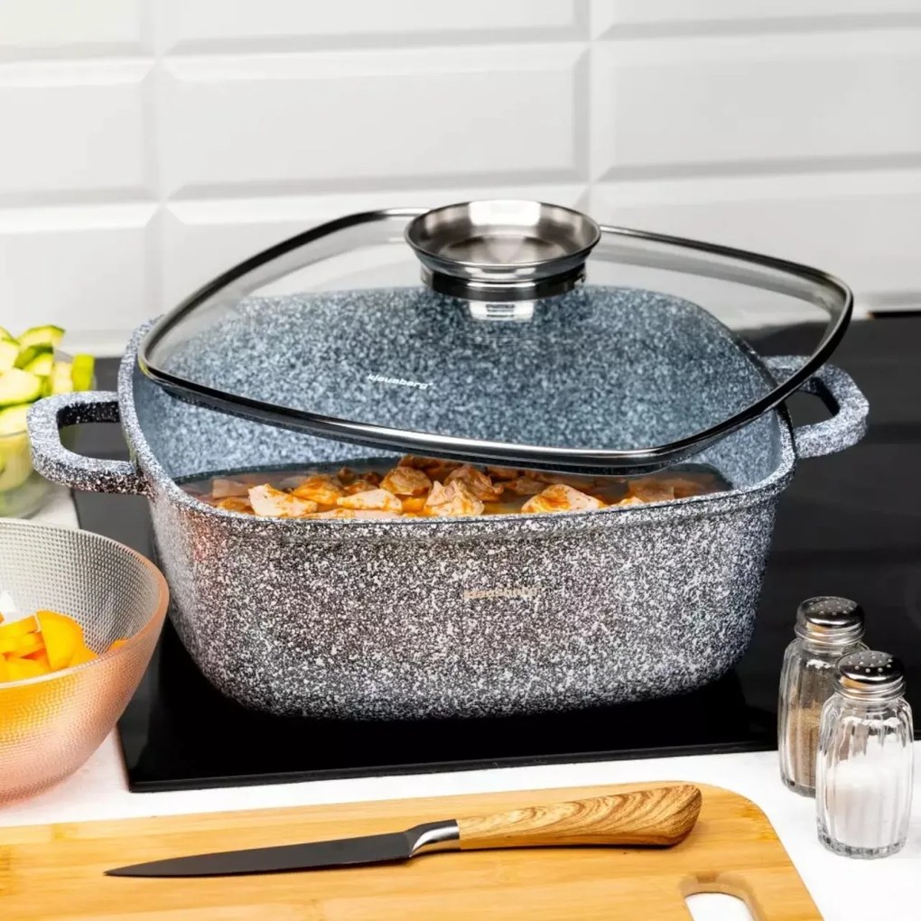 Oală pătrată cu capac 24x24 cm, 4.4L – Klausberg KB 7530, strat marmură, gri, compatibilă cu inducție, gătit fără ulei