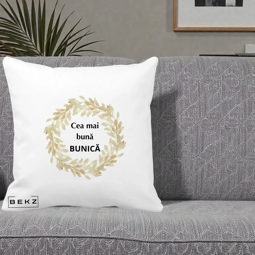 Cadou pentru Bunica - Perna Personalizata Cea Mai Buna Bunica Coronita Frunze Acuarela, 40x40 cm, Alba Mata, Husa Detasabila, Perna Inclusa, BEKZ®