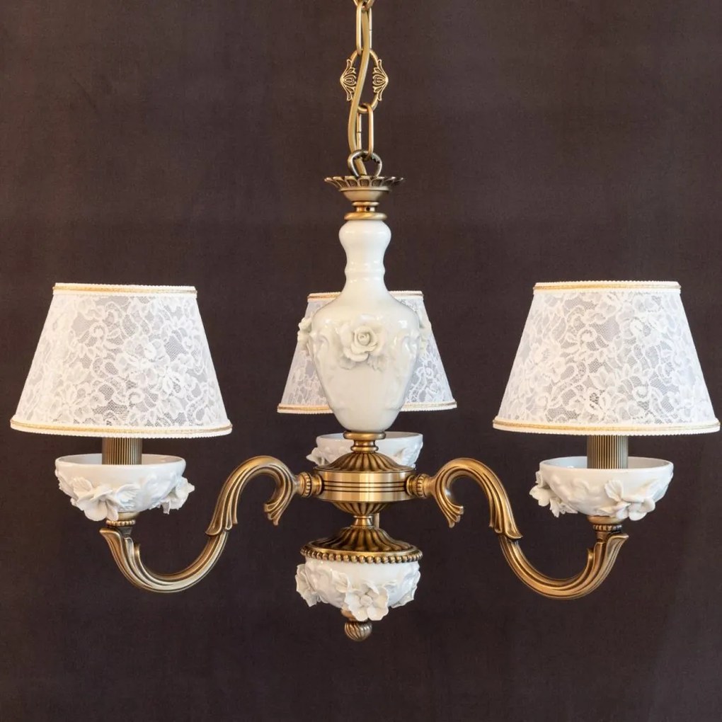Lustra design italian cu 3 brate din alama si portelan alb 9962