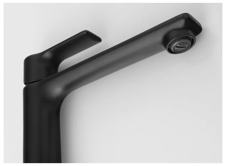 Baterie negru-mat pentru chiuvetă înaltă Pax – Sapho