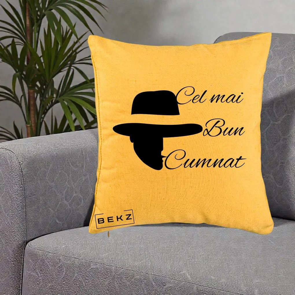 Cadou pentru Cumnat - Perna Personalizata Cel mai Bun Cumnat cu Silueta Palarie, 40x40 cm, Galben, Husa Detasabila, Perna Inclusa, BEKZ®