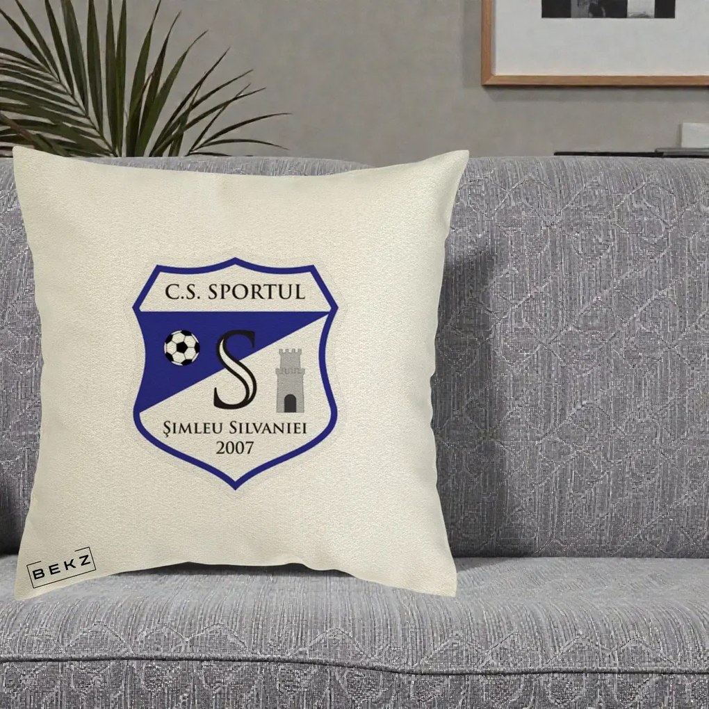 Perna Personalizata CS Sportul Simleu Silvaniei 2007, 40x40 cm, Ecru, Husa Detasabila, Perna Inclusa, BEKZ®