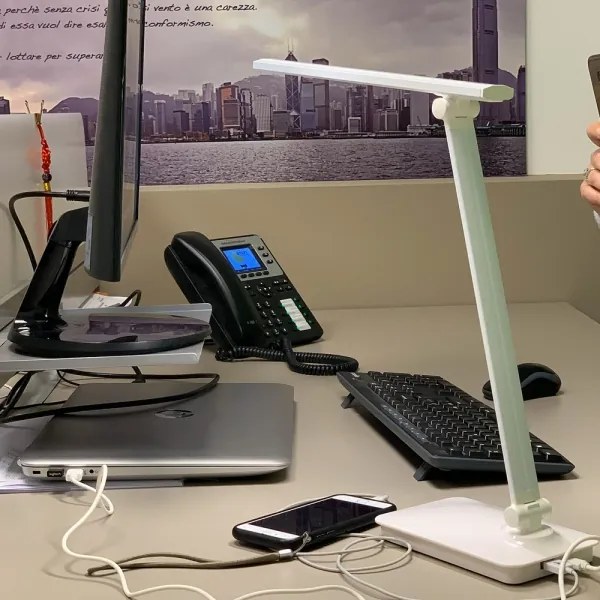 Lampă LED dimabilă de masă cu port USB ONLI DESKI LED/7W/230V 4000K alb