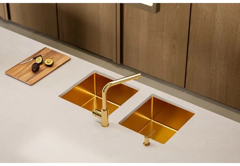 Baterie chiuveta cu capat extractibil, bronz Bronz