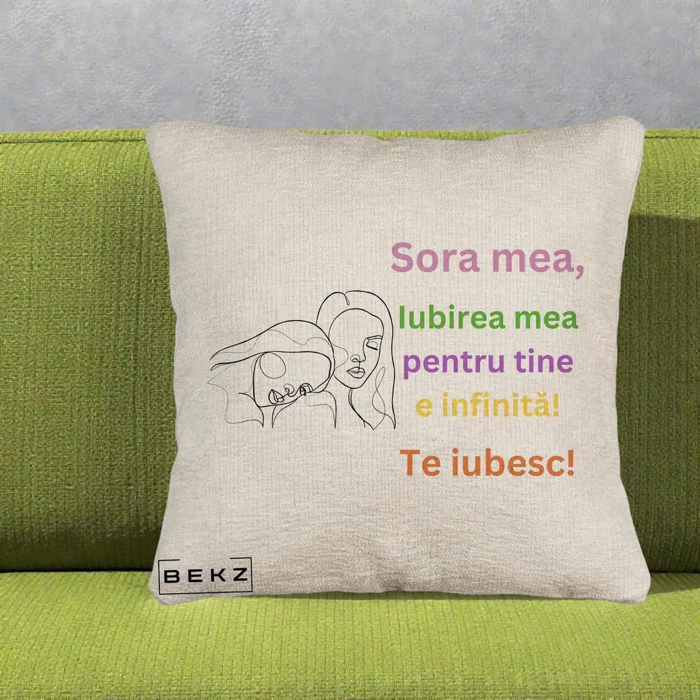 Cadou pentru Sora - Perna Personalizata Sora Mea Te Iubesc Line Art Fete Colorate Brate Ridicate, 40x40 cm, Bej Canapea, Husa Detasabila, Perna Inclusa, BEKZ®