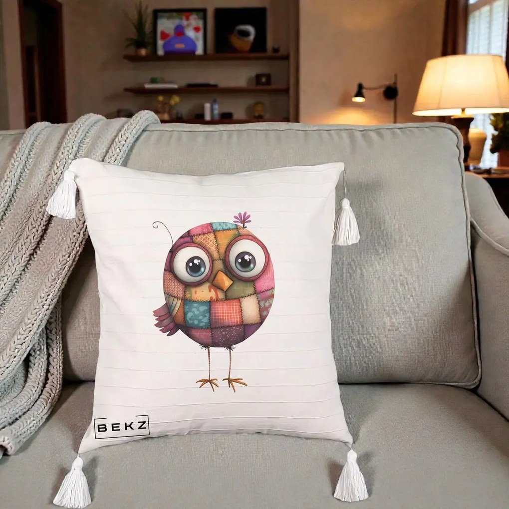 Perna Decorativa Pasare Patchwork Roz cu Floare, 40x40 cm, Bej cu Franjuri, Husa Detasabila, Perna Inclusa, BEKZ®