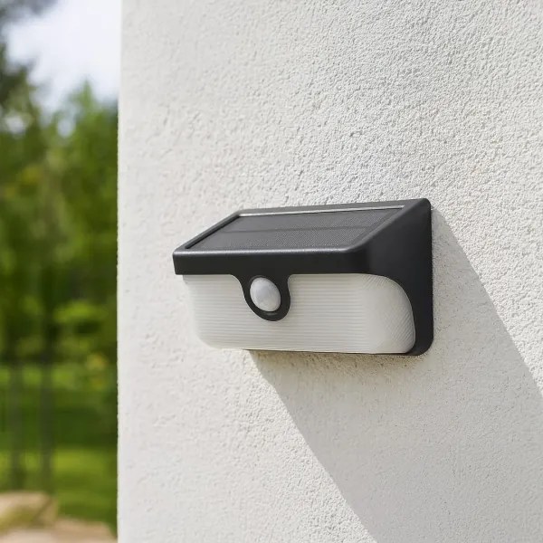 Lampă solară de perete LED cu senzor LINK LED/5W/3,7V IP65 negru