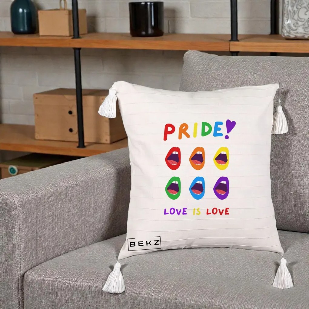 Perna Personalizata Pride Love is Love Curcubeu, 40x40 cm, Bej cu Franjuri, Husa Detasabila, Perna Inclusa, BEKZ®